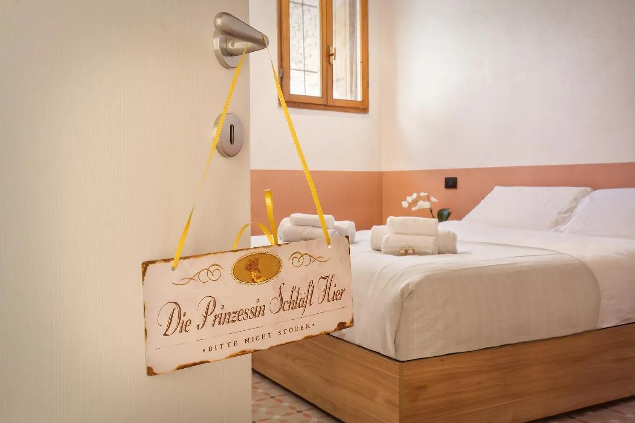 Verona Garden Апартаменты